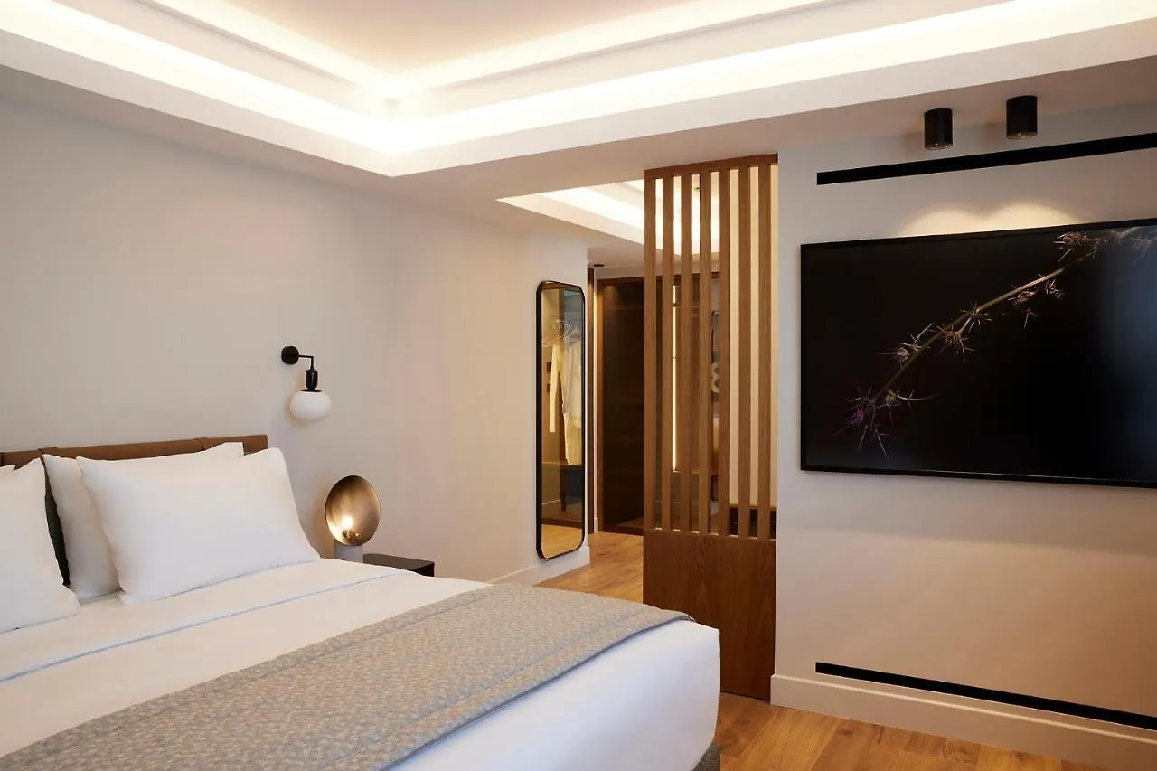 Teight Hotel Thessaloníki 4*,